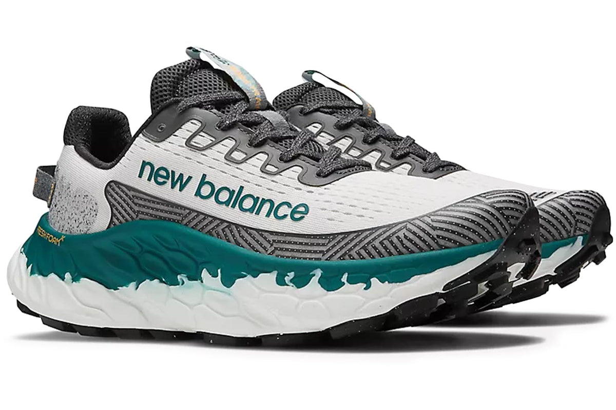 New Balance Fresh Foam X More Trail v3 – Baskets Running Trail Blanc & Bleu