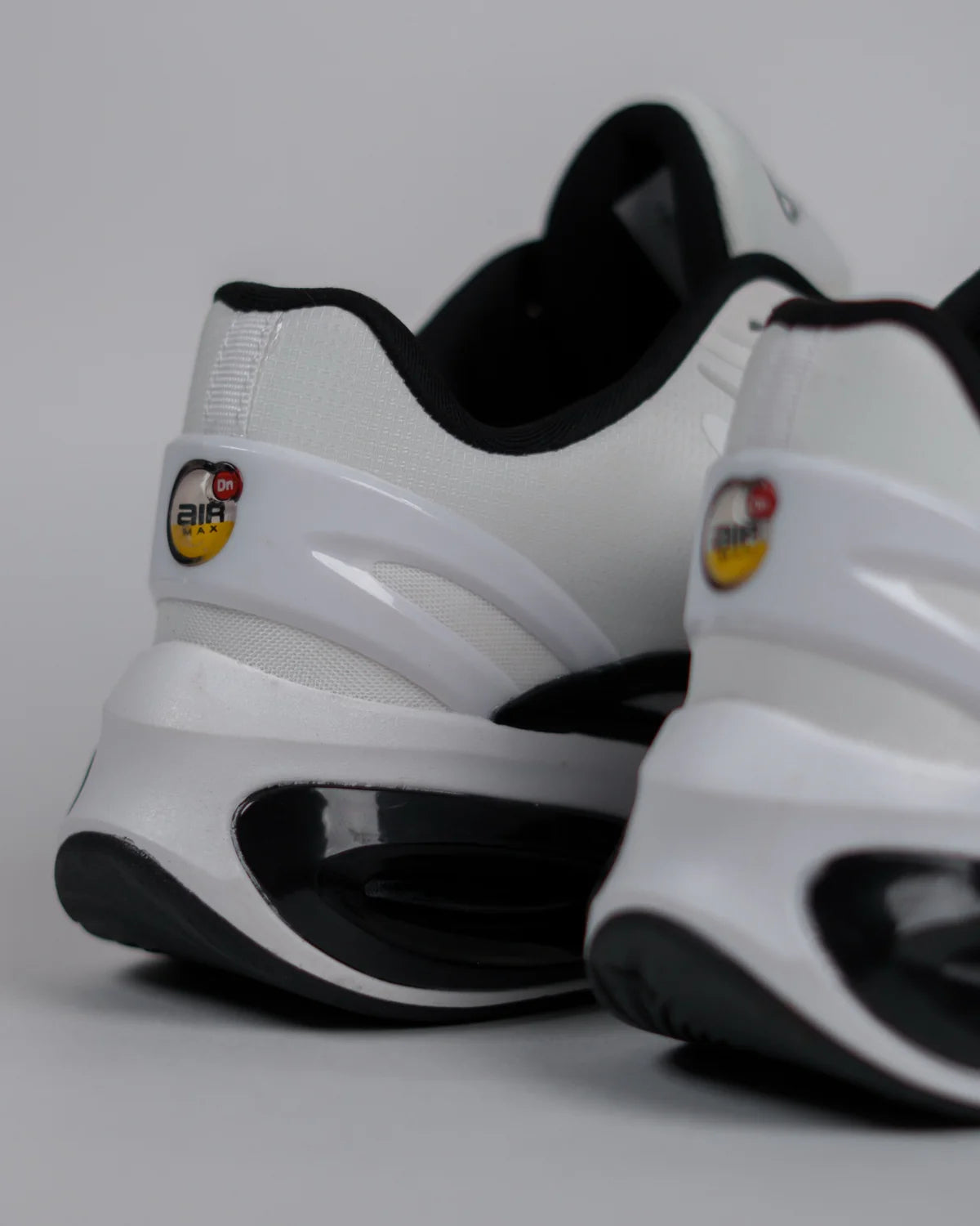 Sneakers Air Dn Blanc & Noir – Confort Premium | HAKKILO