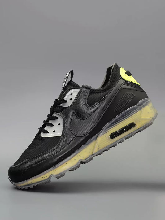 Nike Ava Rover Vert Foncé & Jaune – Sneaker Urbaine Réfléchissante au Confort Premium