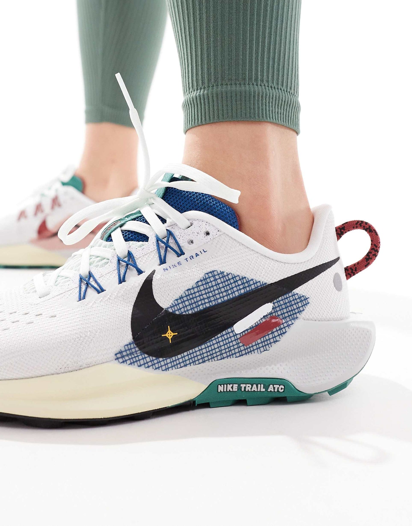 Nike ReactX Pegasus Trail 5 – Sneakers Trail Blanc & Bleu | Confort Running & Outdoor
