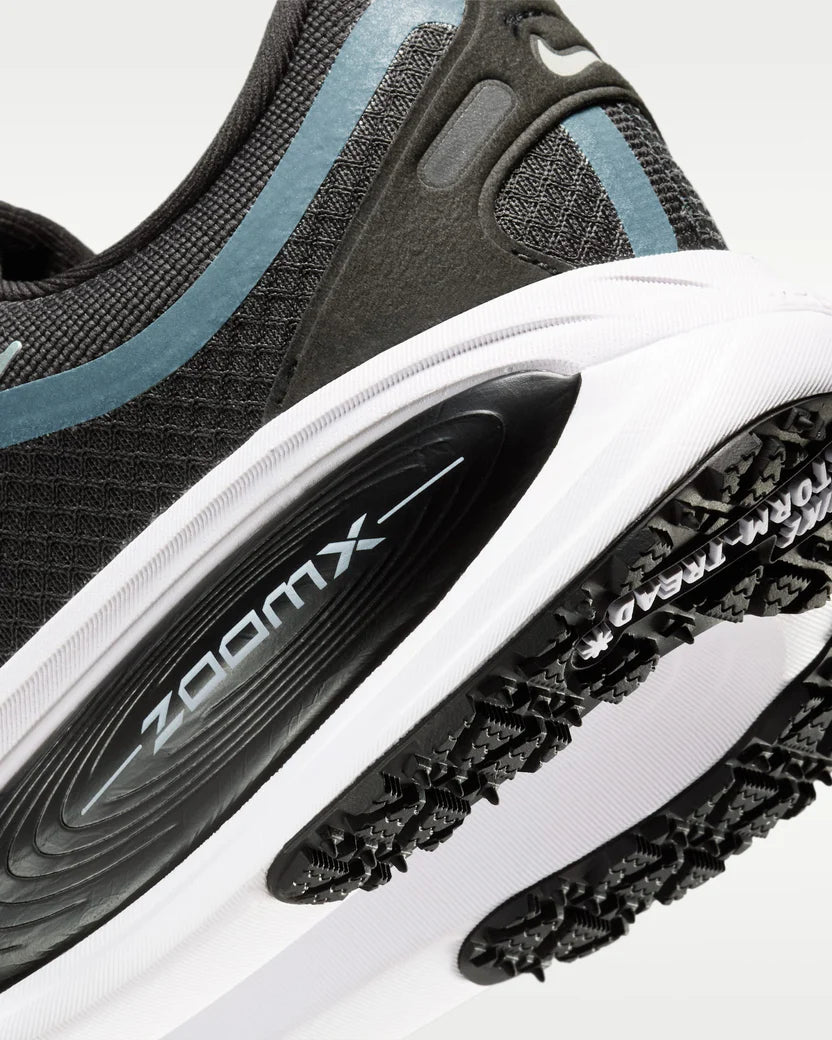Nike Vomero 18 GORE-TEX Homme – Chaussures Running Imperméables & Réfléchissantes