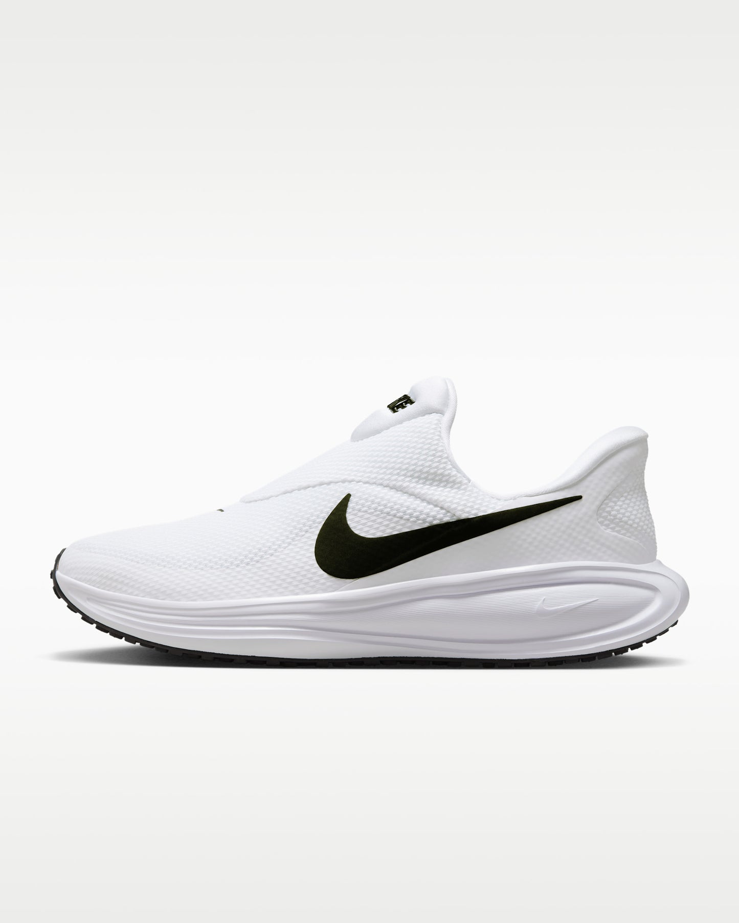 Nike Revolution 8 EasyOn – Baskets Running