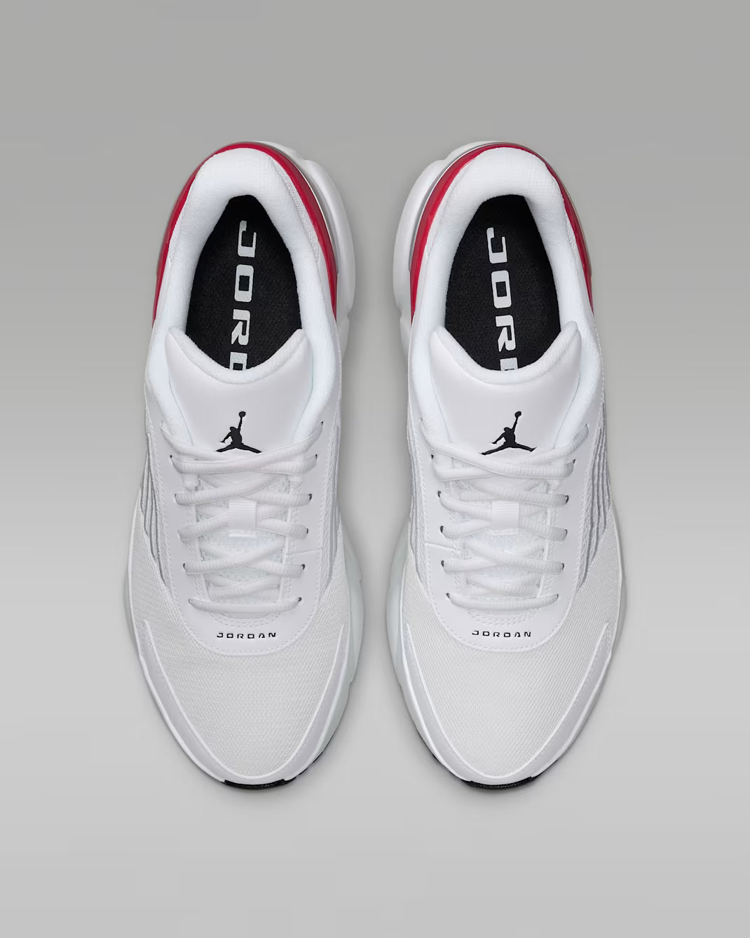Jordan Trunner Flow Blanc / Gym Red / Metallic Silver / Noir – Sneakers Premium