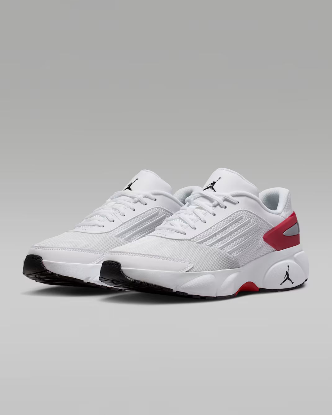 Jordan Trunner Flow Blanc / Gym Red / Metallic Silver / Noir – Sneakers Premium